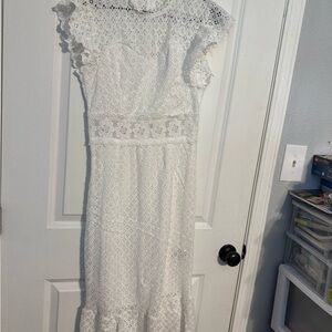 Elegant White Lace Dress